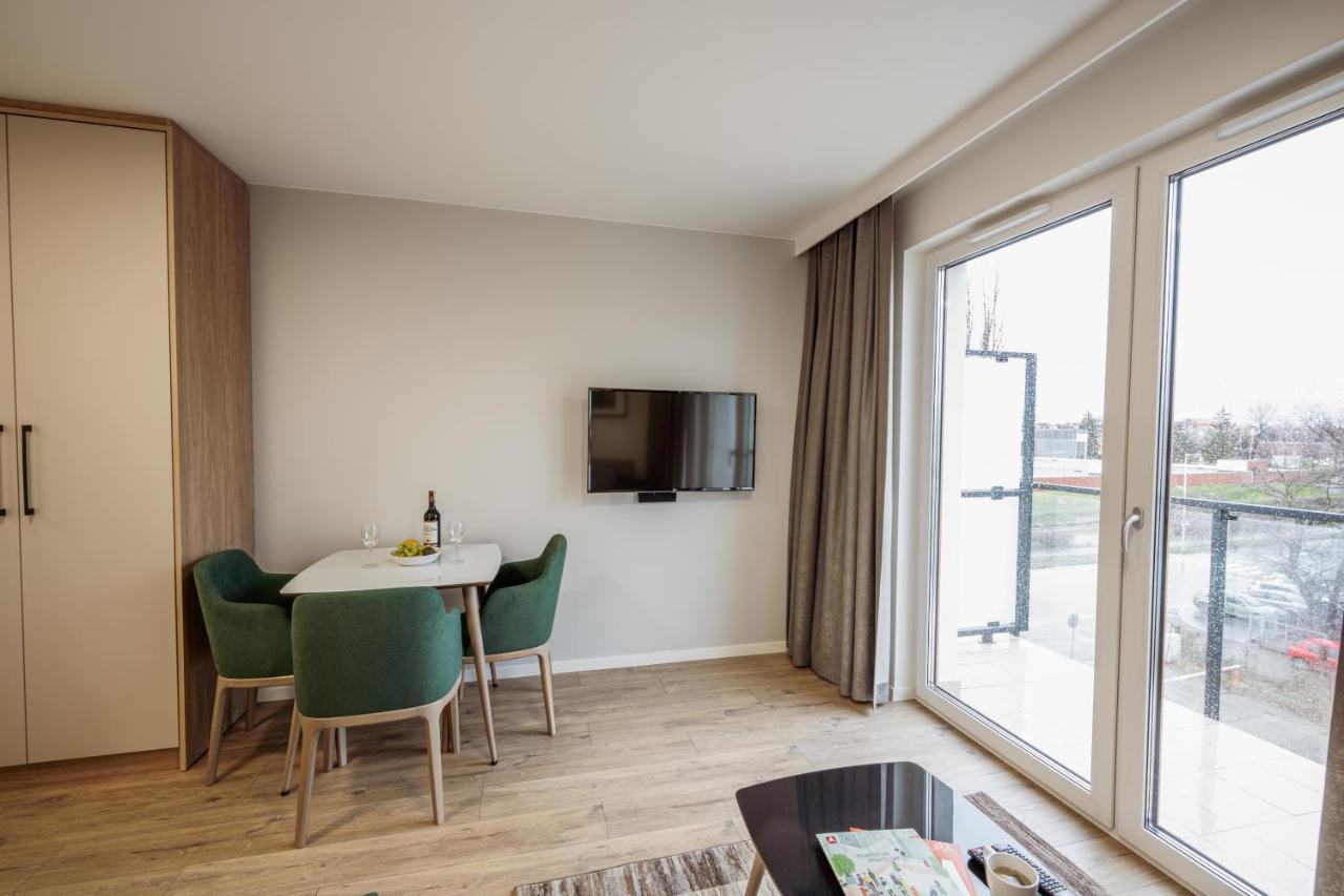 Marina Apartments Zoo 브로츠와프 외부 사진